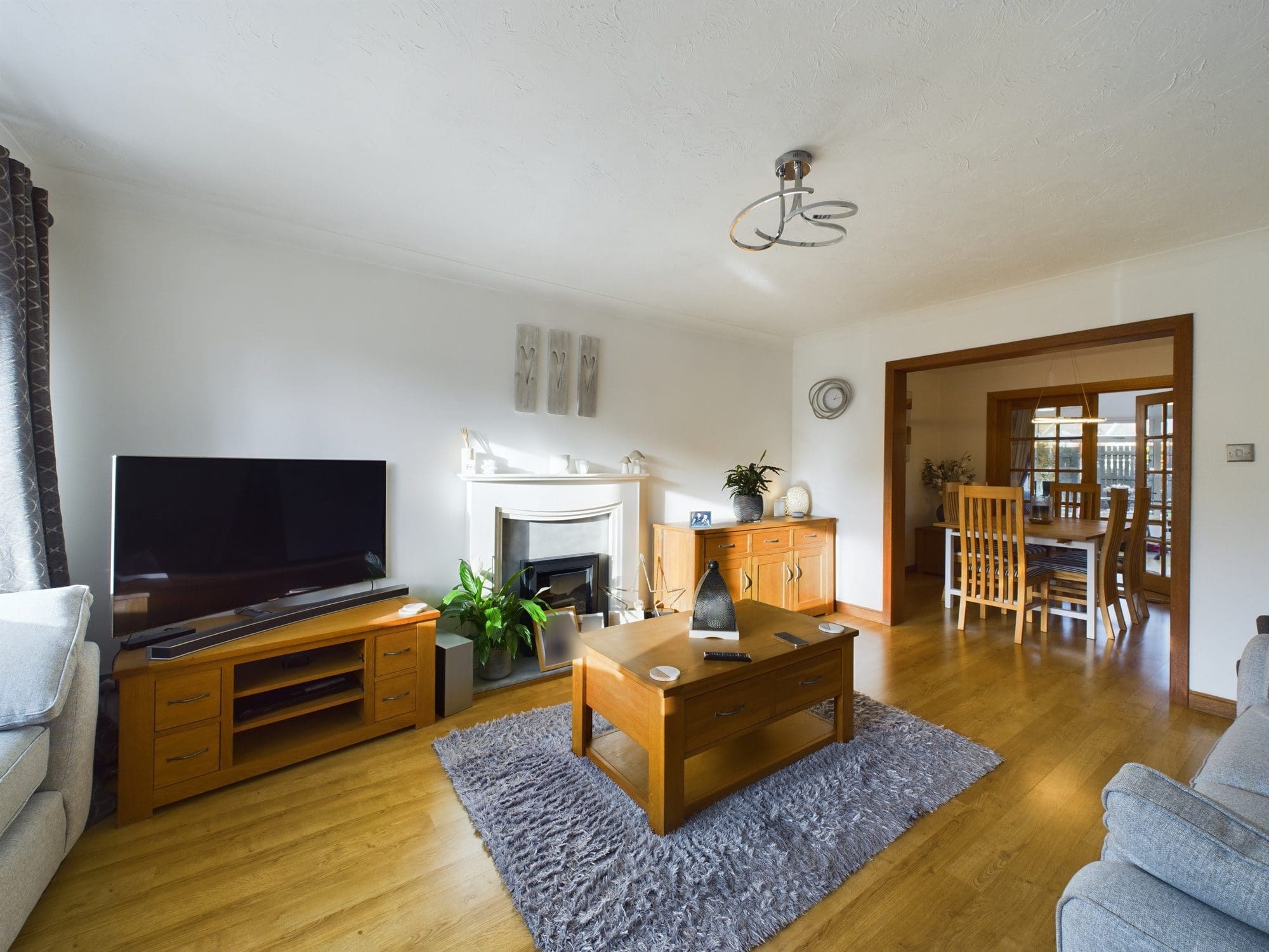 16 General Roy Way Carluke ML8 4LP Independent Estates