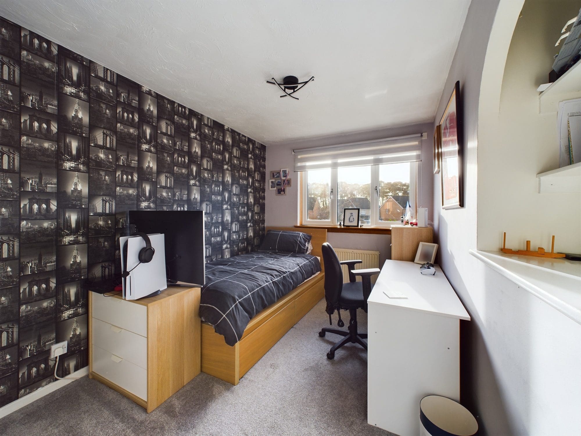 16 General Roy Way Carluke ML8 4LP Independent Estates